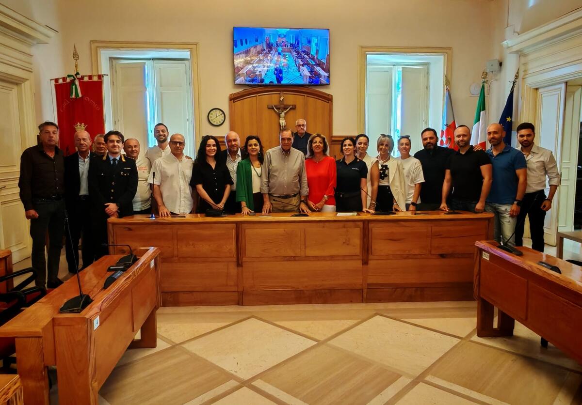 Il sindaco Mastella ha incontrato a Palazzo Mosti i nuovi assunti - 