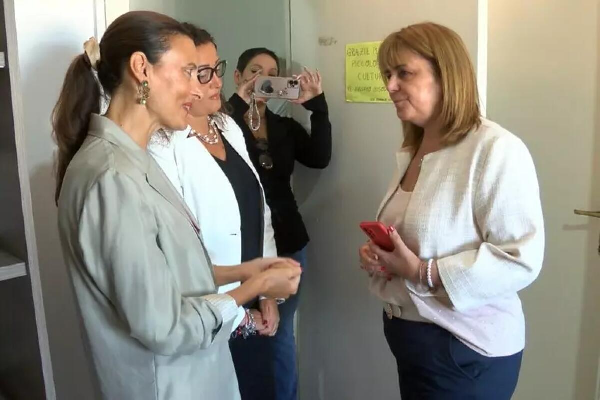 Da famiglia carabiniere ucciso 500 libri a carcere Avellino - 