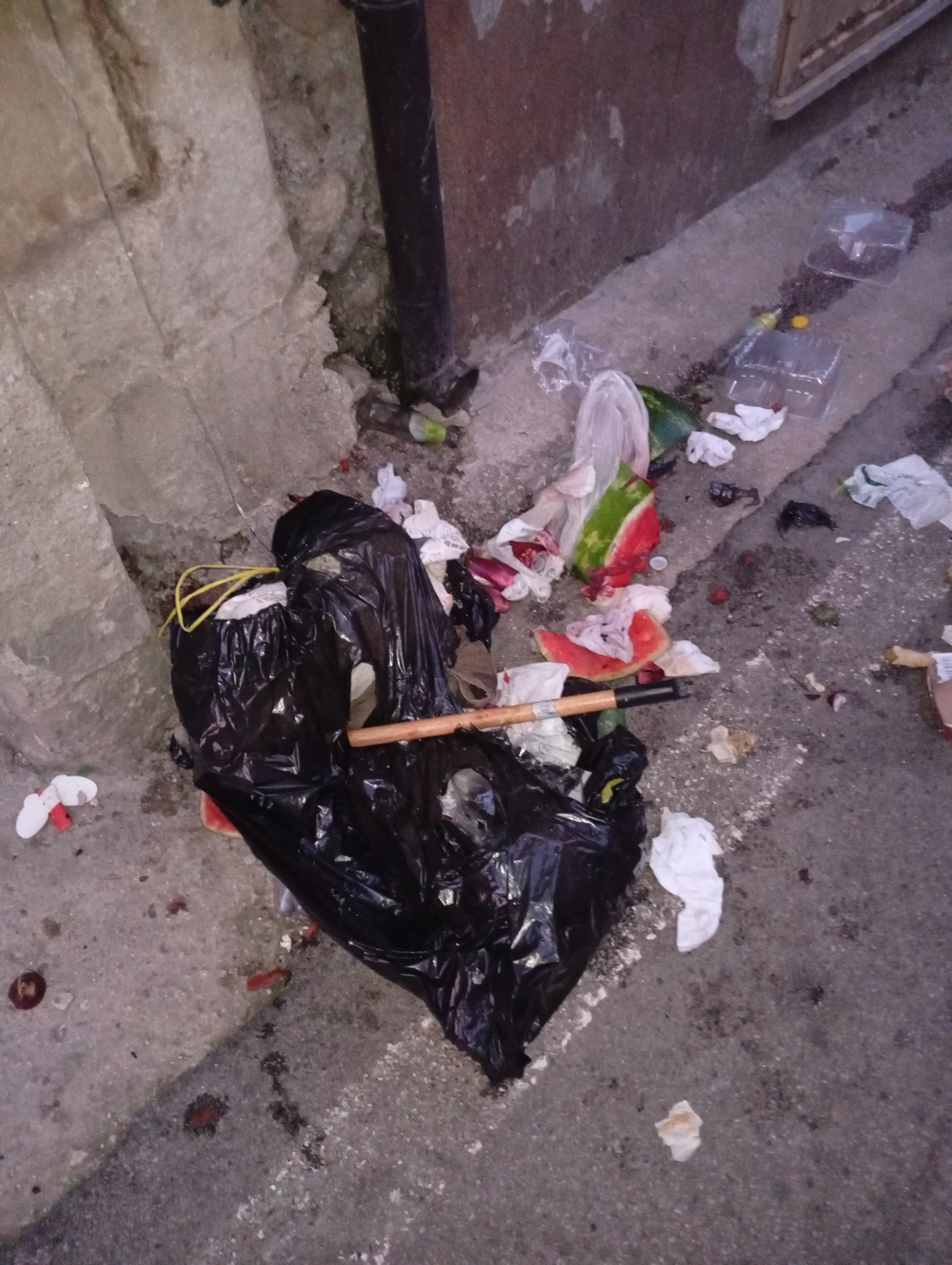 Cervinara. Buona domenica a qualche "inzivados" di Corso Caudino