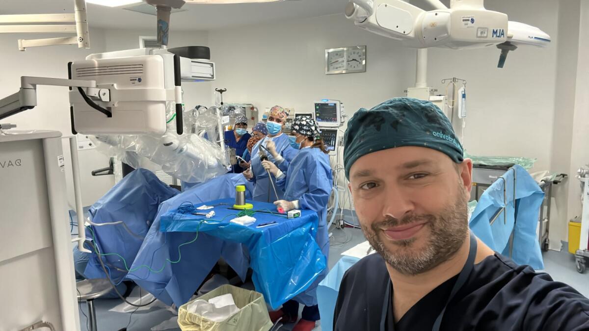 Rifiutata da più ospedali per l’alto rischio operatorio, al Moscati sottoposta con successo a isterectomia radicale - 