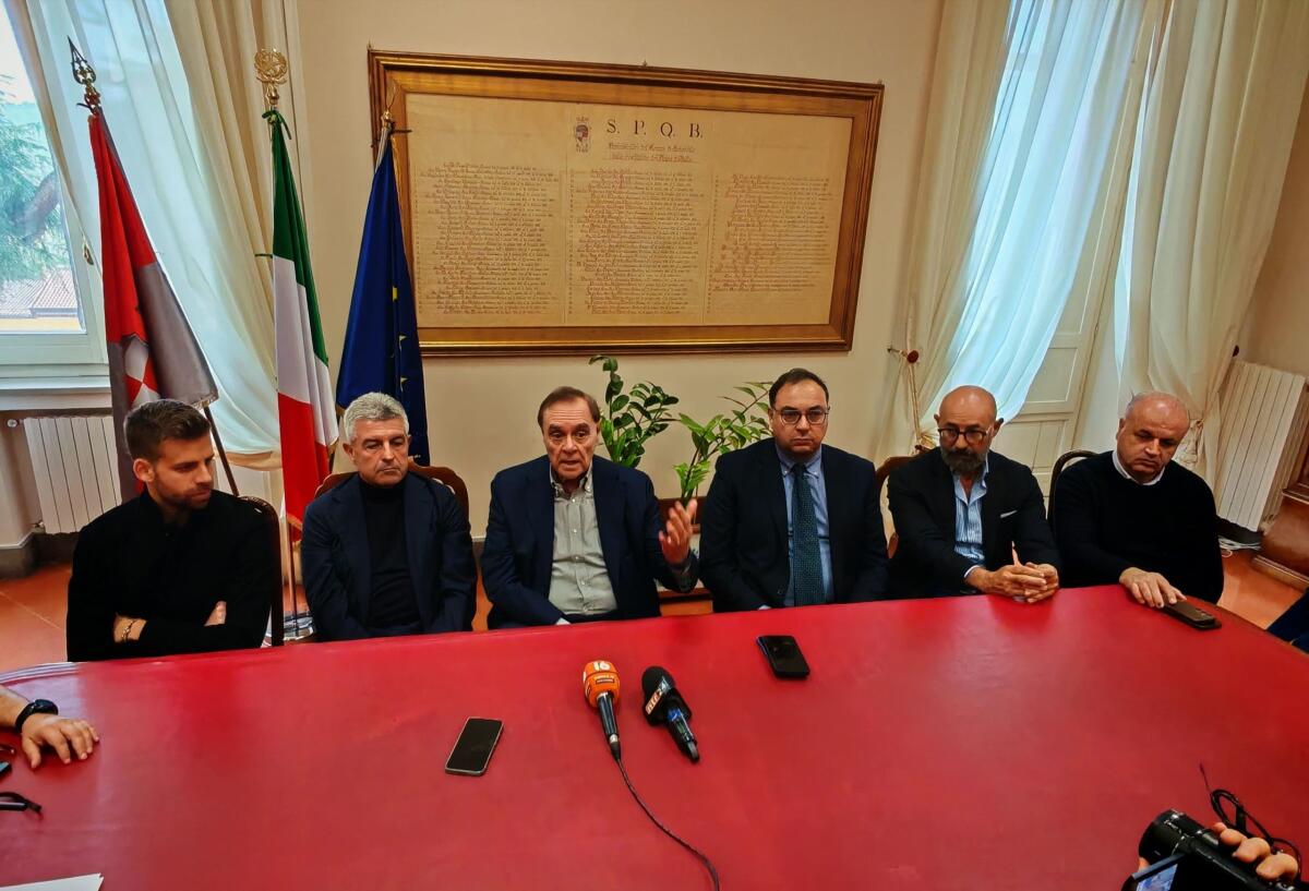 Prevenzione sisma, riunione al Comune con i dirigenti scolastici - 