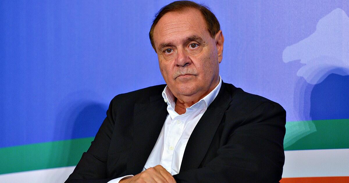 Mastella: "Io già nella storia, Martusciello deve scansare la cronaca..." - 