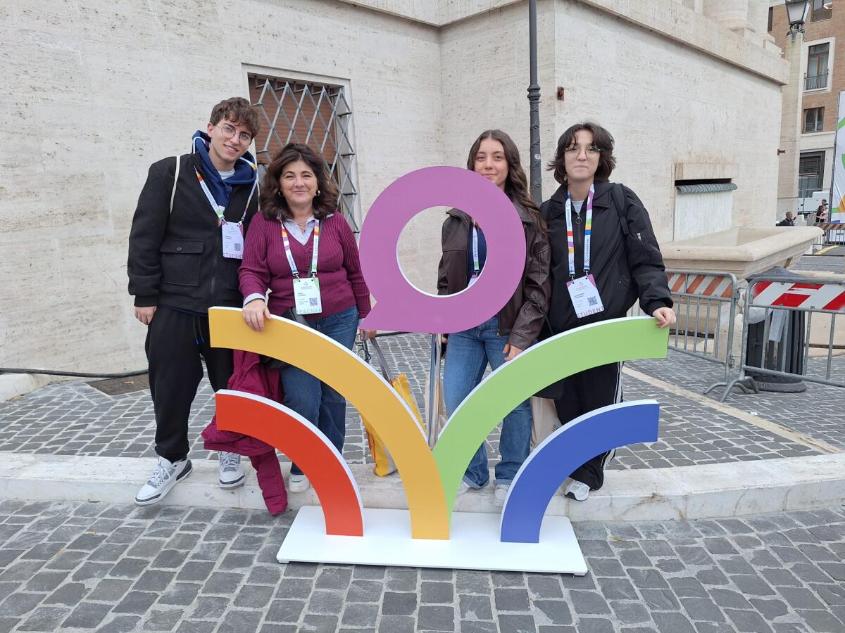 Gli studenti del Liceo Scientifico “Lombardi” di Airola protagonisti a Roma per “La Scuola è Vita” - 