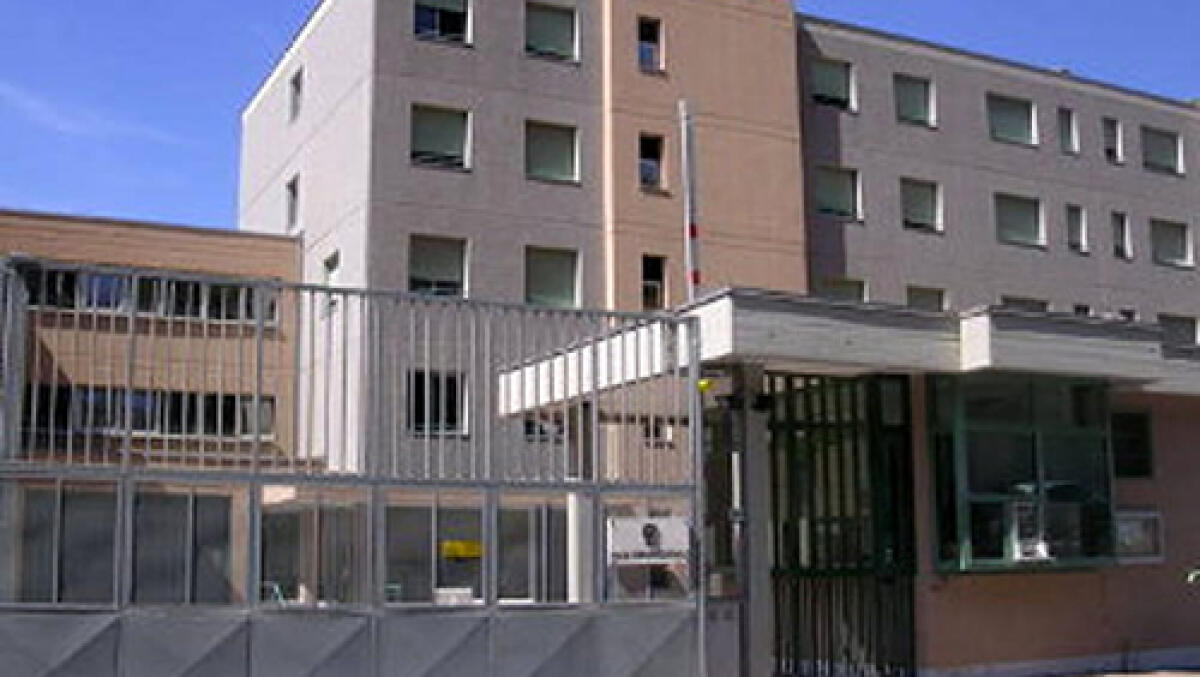 Carinola, caos in carcere: sabato sera di paura per gli agenti di Polizia Penitenziaria. - 