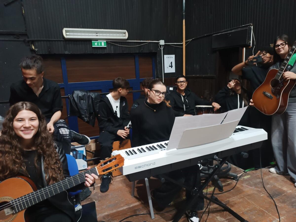 Per la Notte della Moda 2025, “L’arte del creato” presentata al Lombardi - 