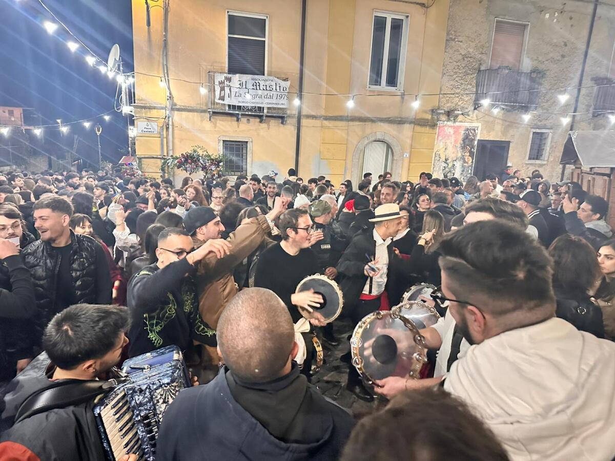 Cervinara. Con la navetta a 5 euro allontanate le persone dalla Sagra e create ingorghi nelle strade - 