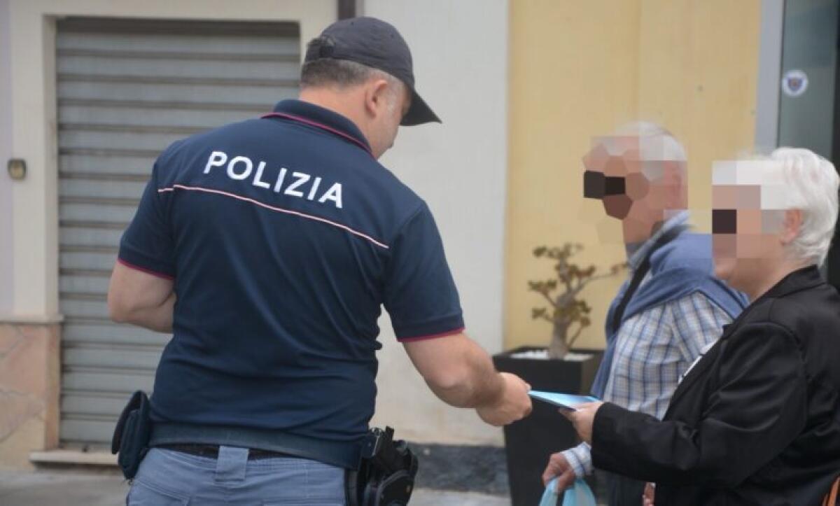 Truffe a raffica anche dalle vacanze, 15 denunciati - 