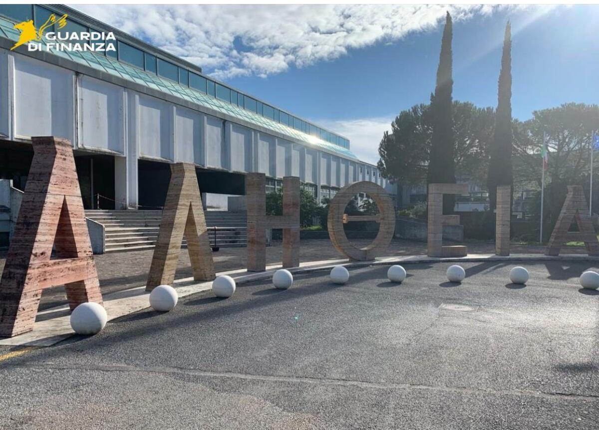 Bancarotta fraudolenta patrimoniale e documentale nel settore farmaceutico. - 