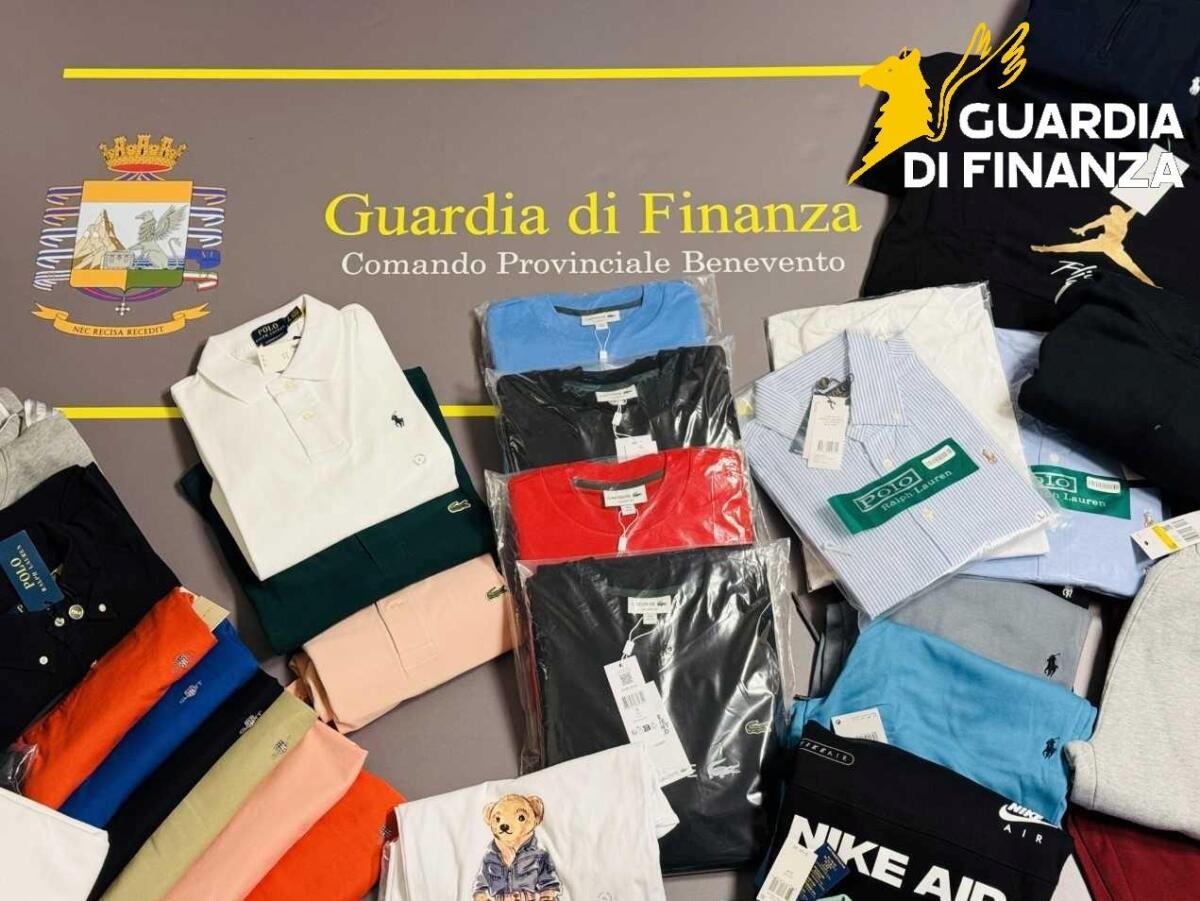 GdiF Benevento: sequestro di oltre 2.000 articoli contraffatti. - 