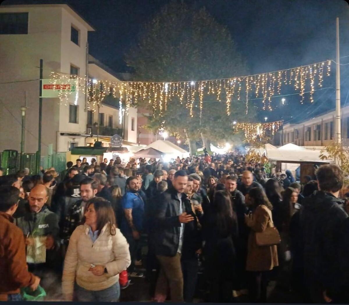 Migliaia le presenze alla 32ª Sagra della Castagna e del Pecorino Vitulanese - 