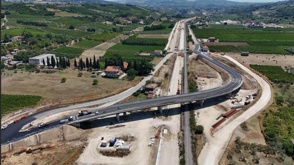 Alta Capacità, il sindaco Mastella chiede il tempestivo ripristino del manto delle strade gravemente danneggiate dai lavori - 