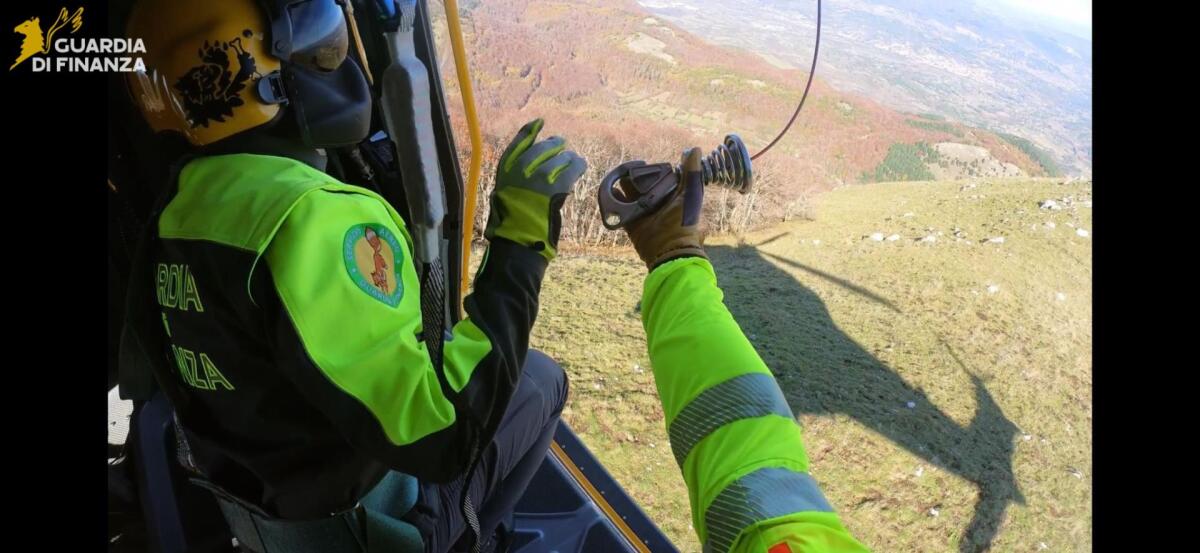Esercitazione congiunta tra la componente S.A.G.F di Sant’Angelo dei Lombardi e la Sezione Aerea di Napoli  - 