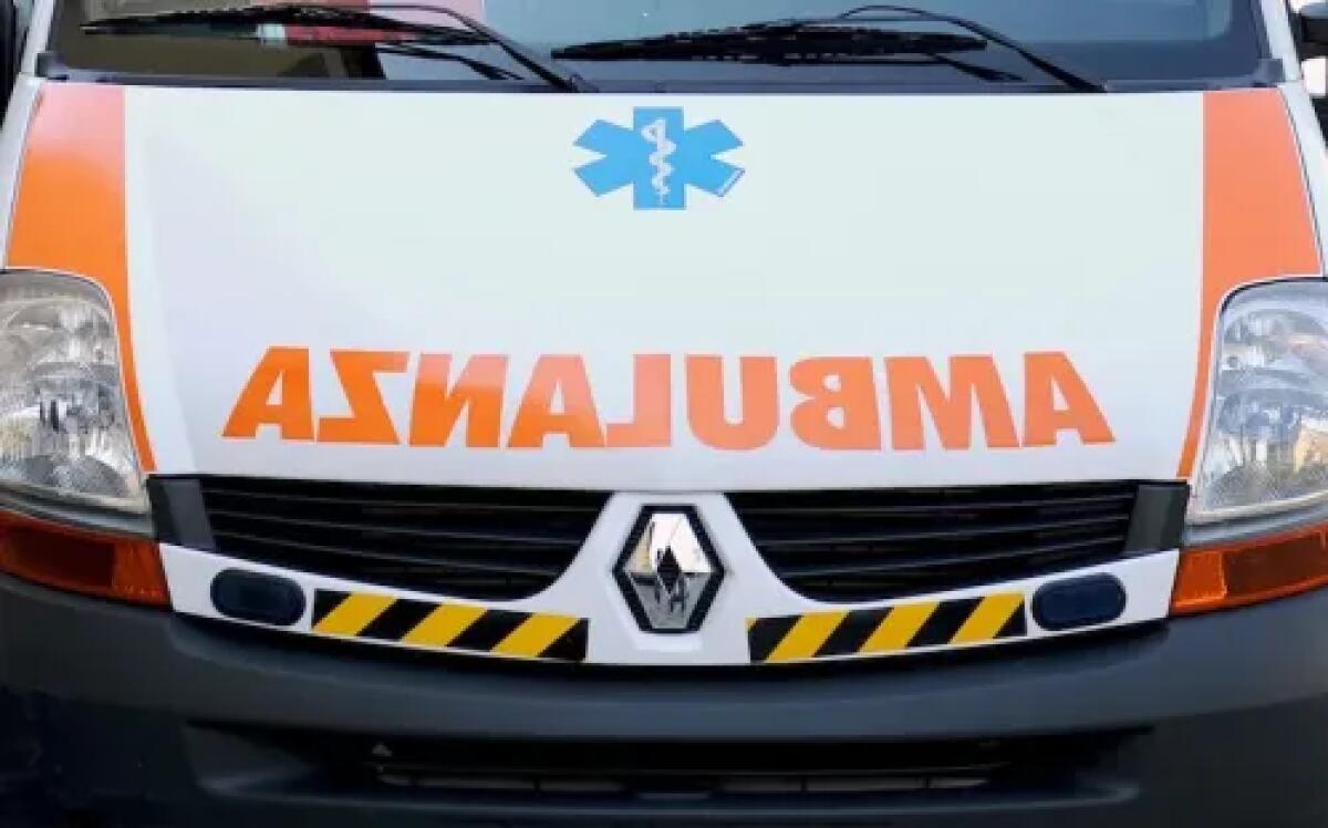 Incidente stradale sulla scorrimento veloce per Sant'Agata de' Goti - 