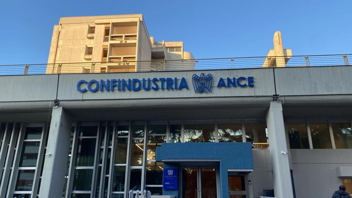 Bruno Scotto rinuncia a candidarsi a Presidente di Confindustria Benevento. - 