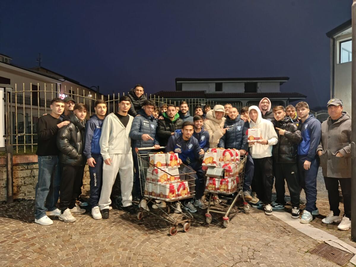 Puglianello. Un pomeriggio di sport, solidarietà e spirito natalizio. - 