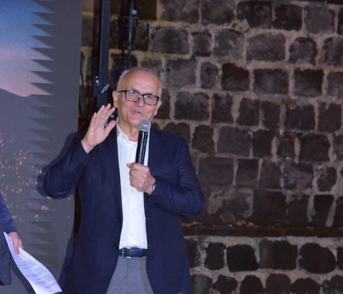 Antenna 5G a Castelvenere, Sindaco avvia indagine interna a uffici comunali, era all'oscuro di tutto. - 