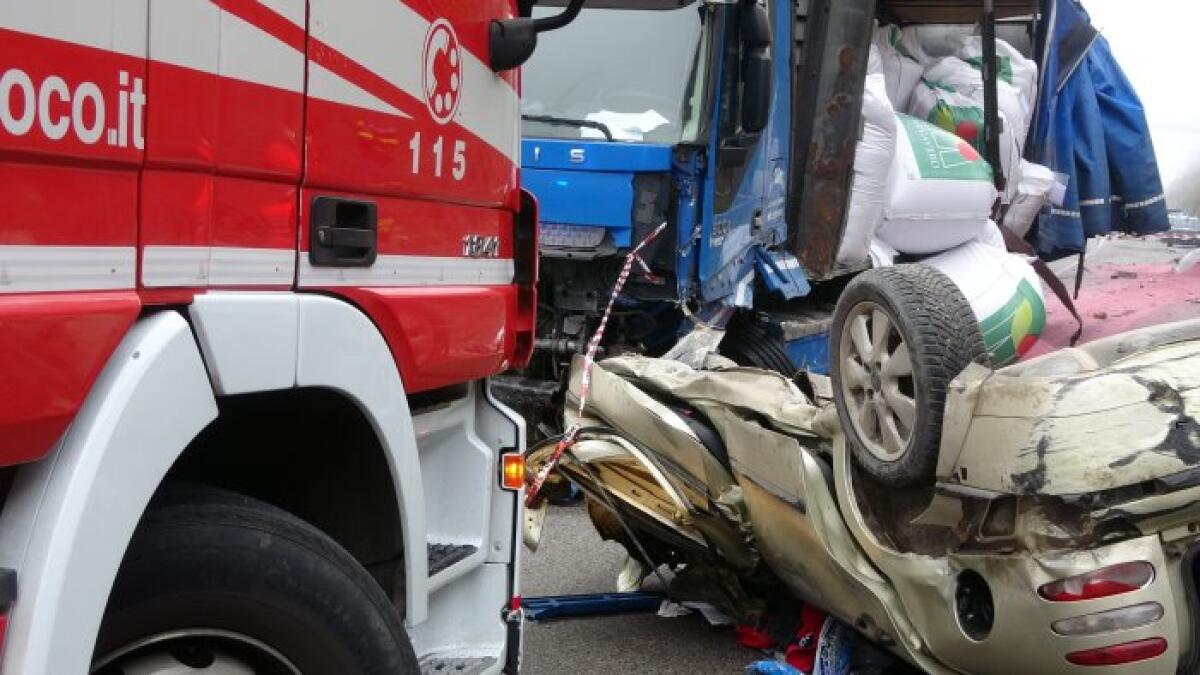 Manuel alzarsi per andare al lavoro e trovare la morte su quella strada maledetta. - 