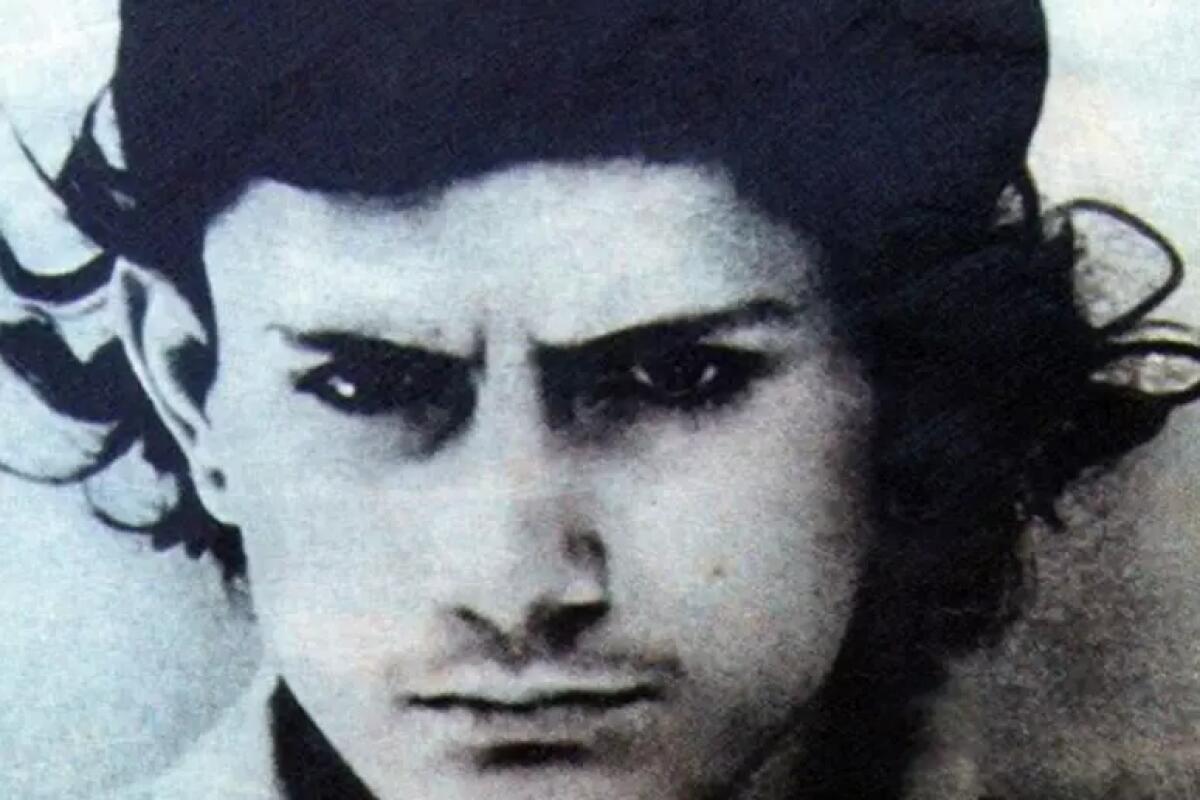 E' morto Agostino 'o pazz, la moto come ribellione - 