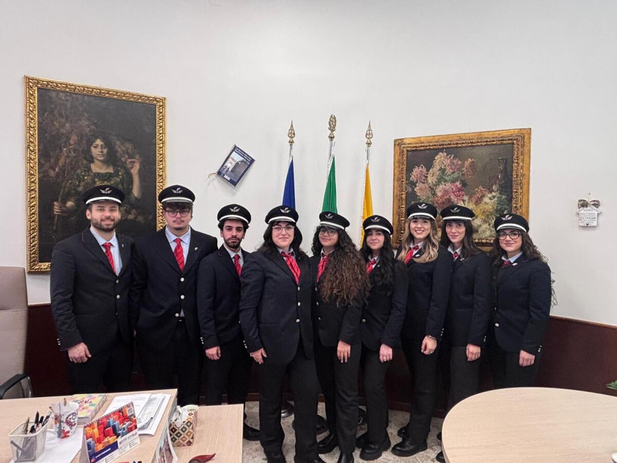 Regionale Campania, Trenitalia: Cerimonia di giuramento per nove Capitreno. - 