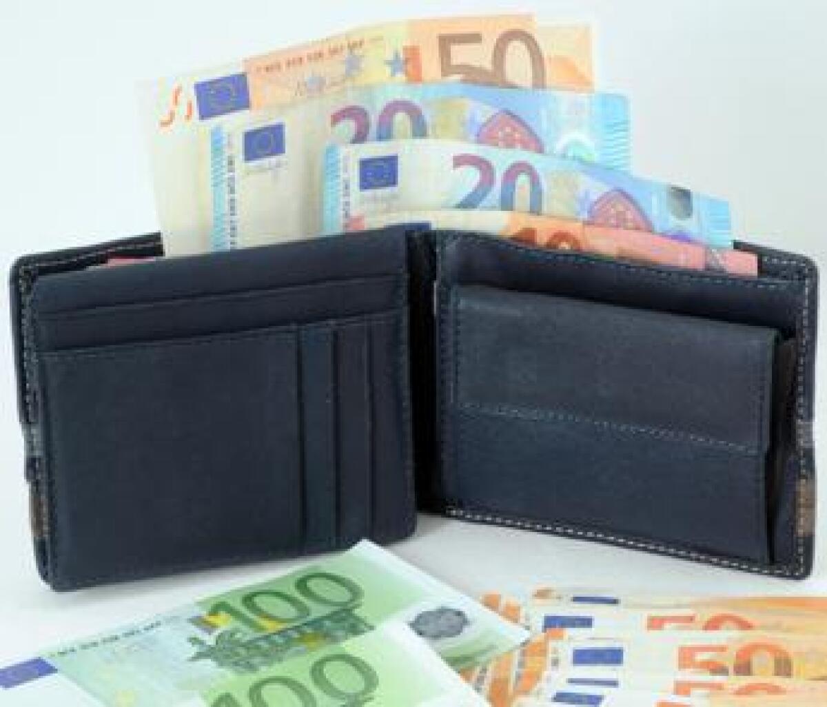 Italia sotto mazzetta, 86 inchieste e 1.028 indagati nel 2025 - 