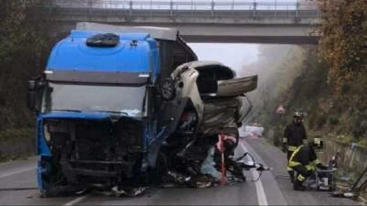 Un morto e un ferito bilancio di un incidente stradale sulla Telesina - 