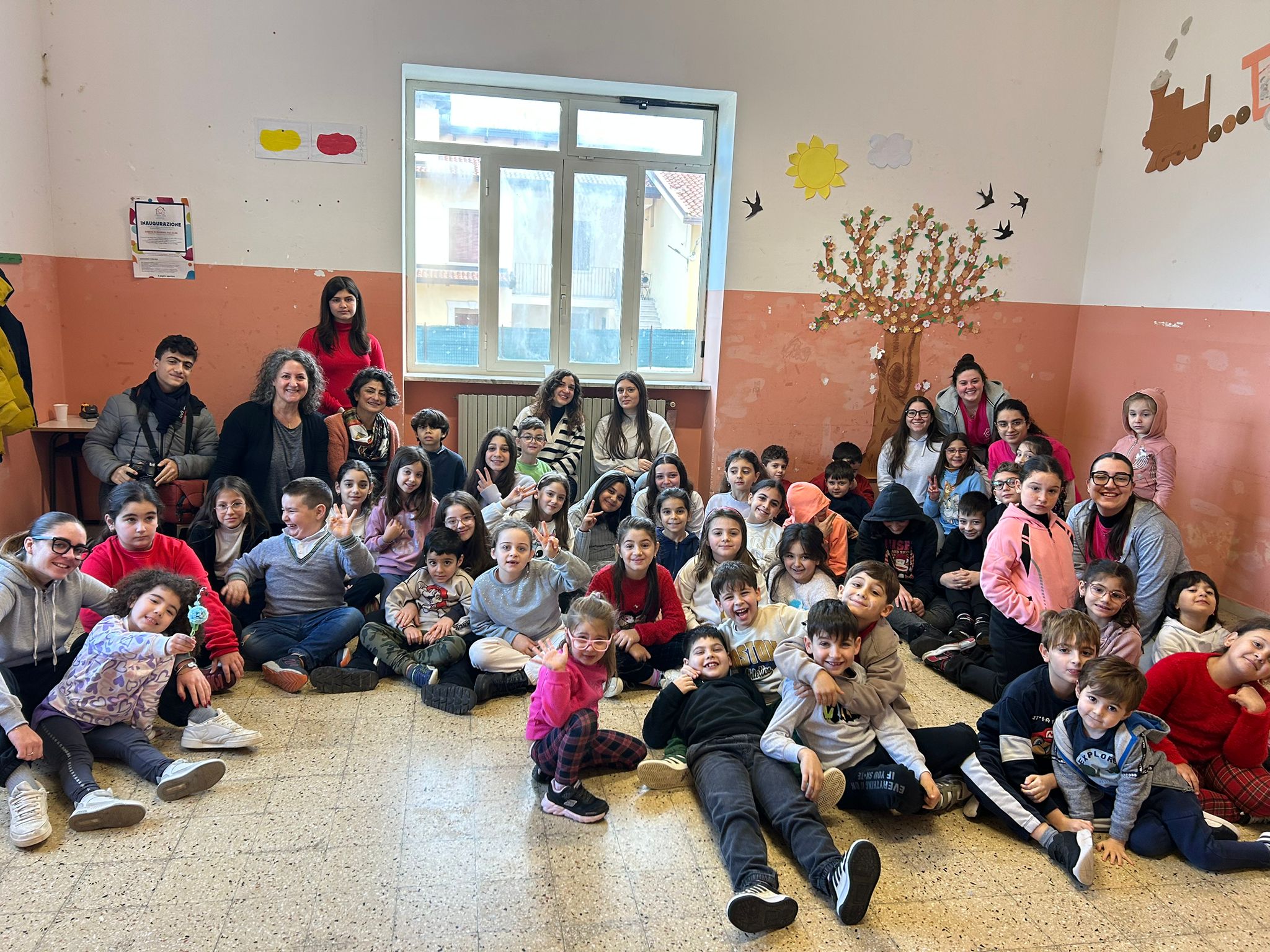 Sant’Agata de’ Goti: quando i bambini abbracciano gli anziani.