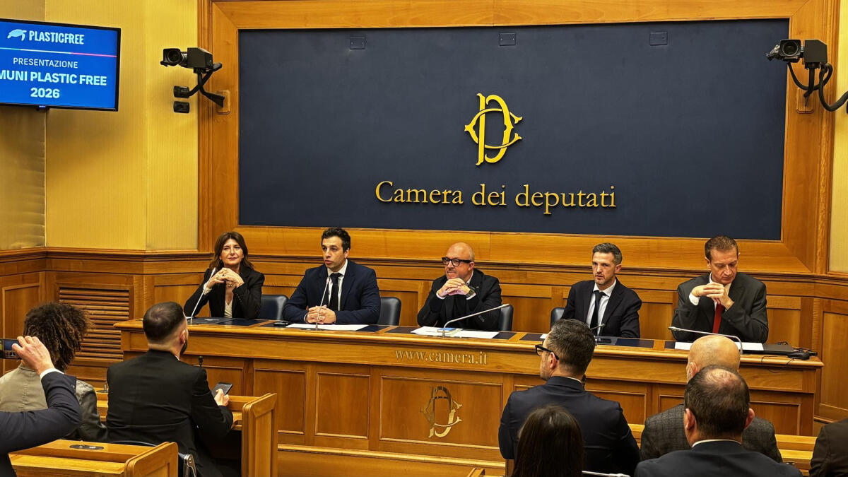 In Campania 11 i Comuni Plastic Free 2026 - 