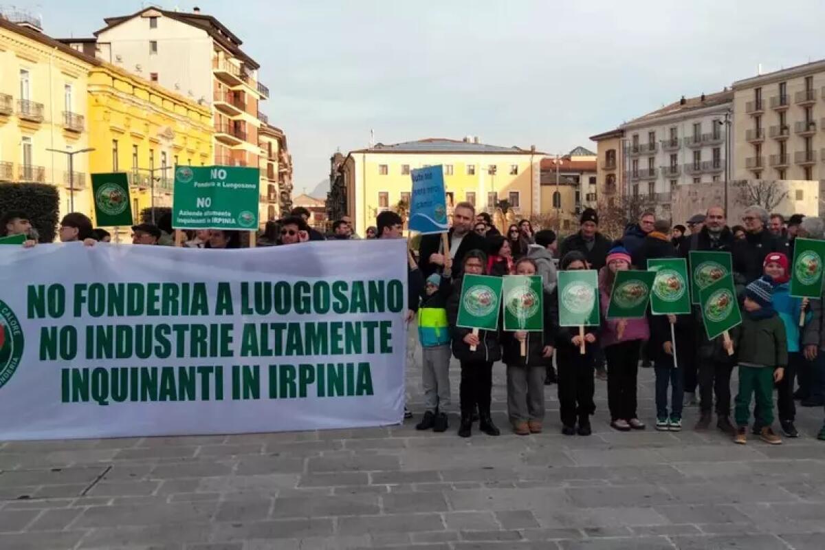 No alla fonderia nell'area dei vini Docg, sit-in ad Avellino - 