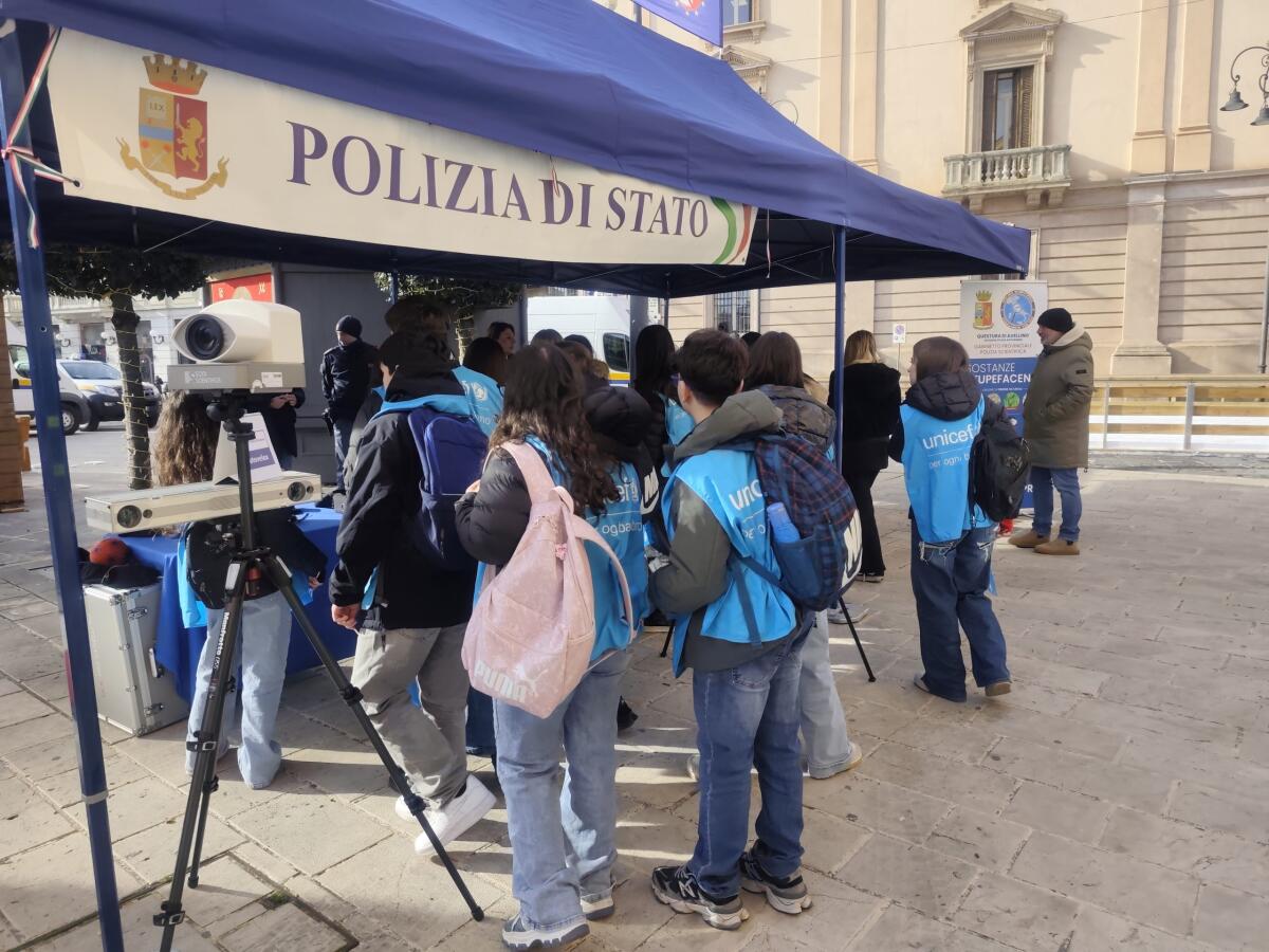 Inaugurata la sede UNICEF di Avellino: la Polizia di Stato al fianco delle iniziative di solidarietà. - 