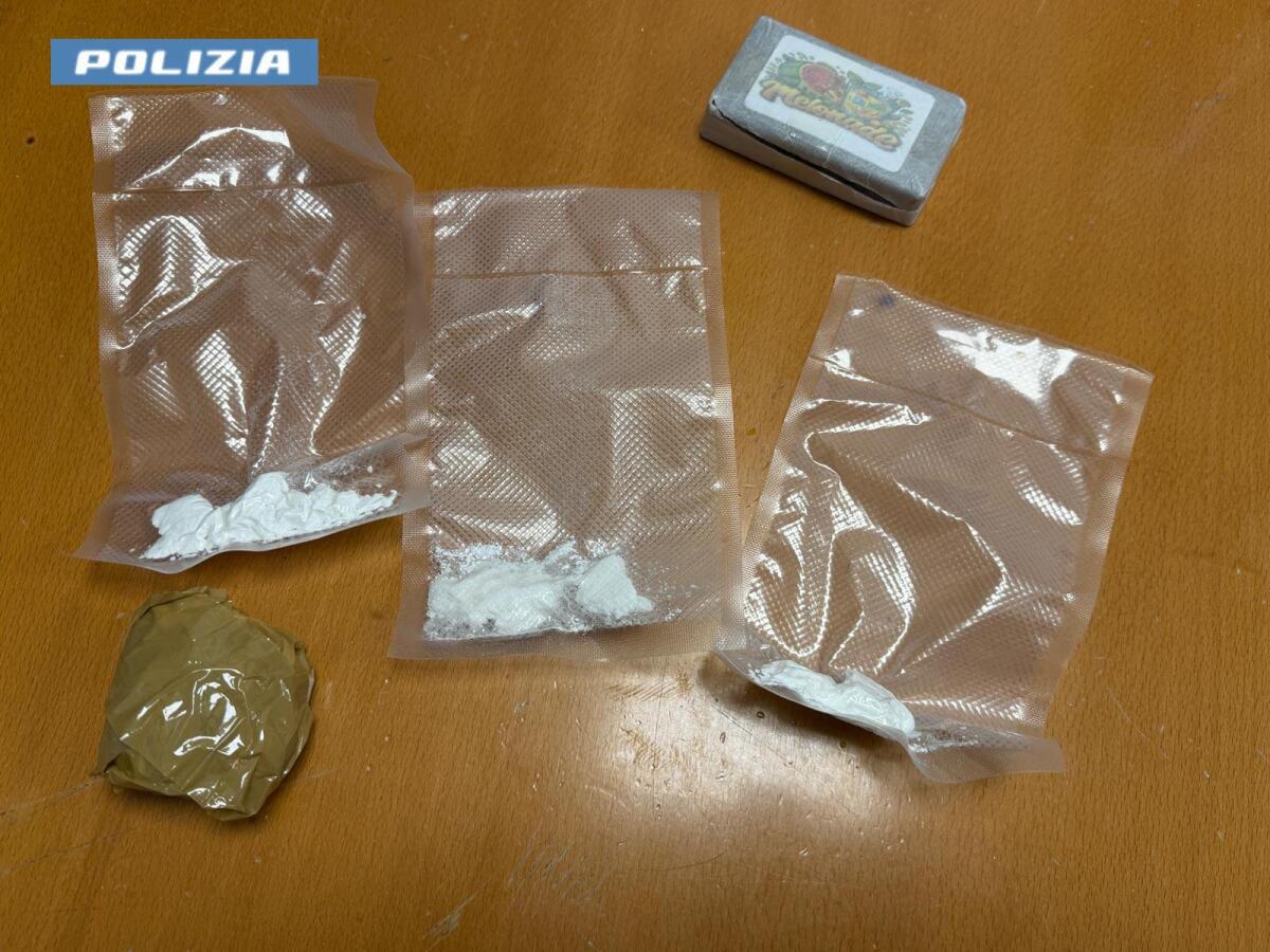 Beccato con 55 grammi di cocaina e 26 mila euro in contanti, in manette un 35 sannita - 