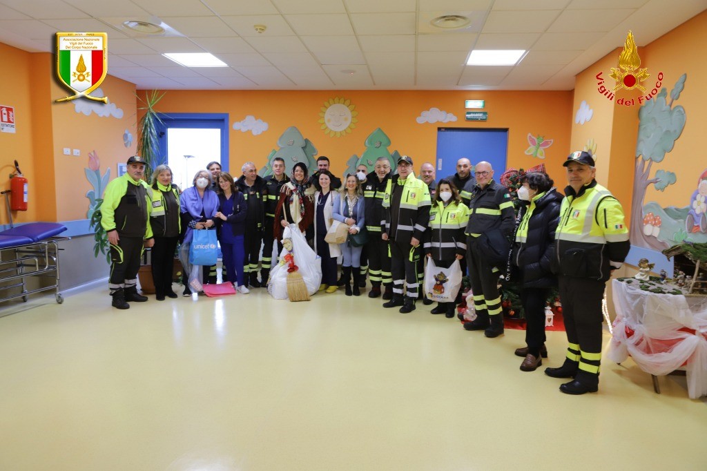Befana in Pediatria al Moscati.