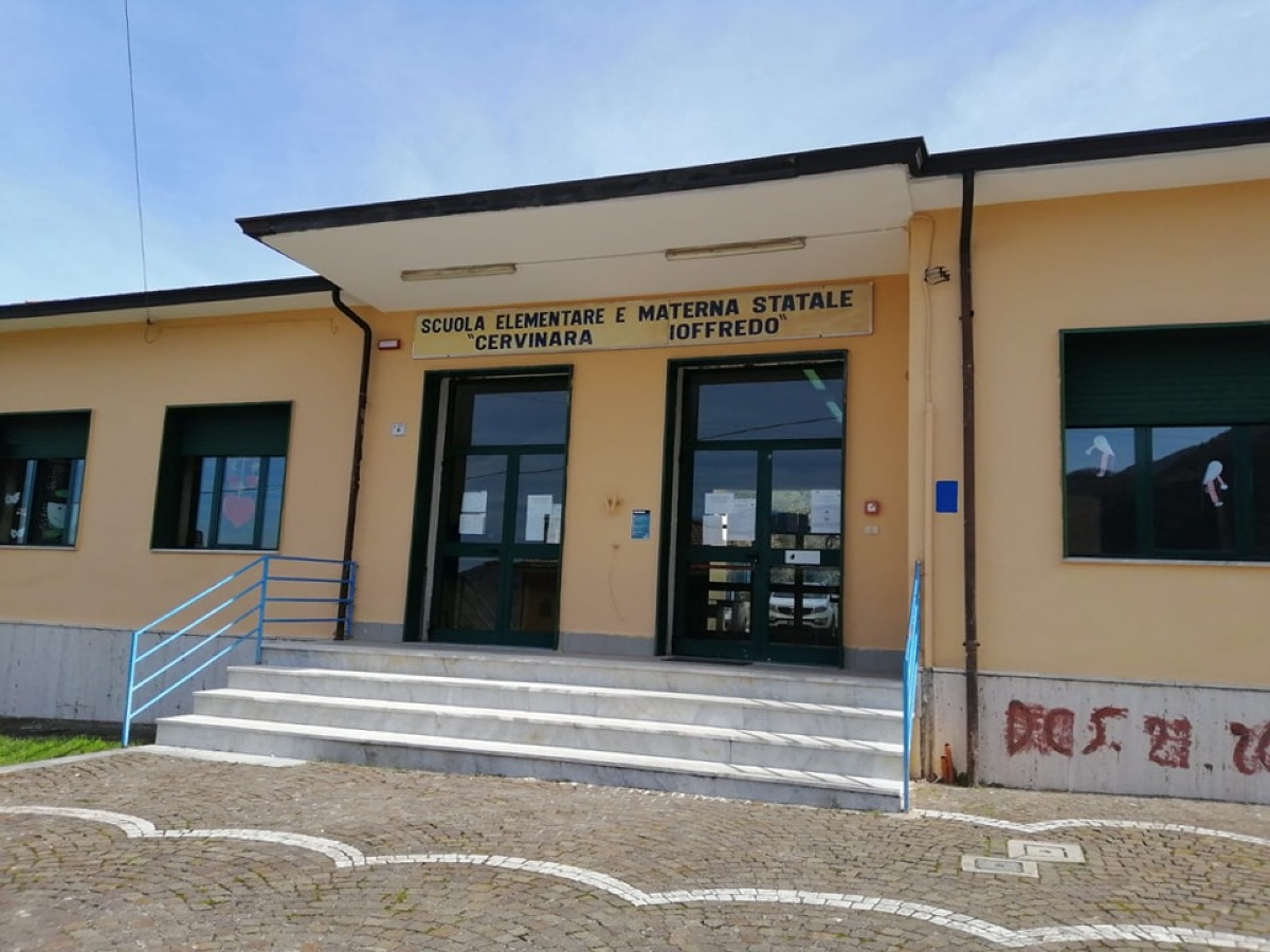 Tangredi: "Giù le mani dalle scuole di Valle e Ioffredo" - 