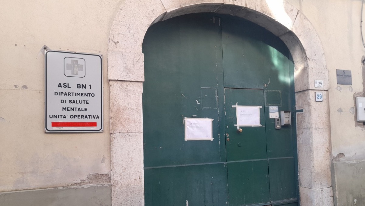 Salute Mentale ad Airola: Il "trasloco" della vergogna - 