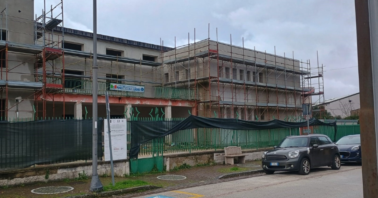 Scuola Media, lavori fermi: 7 anni di silenzi e macerie - 