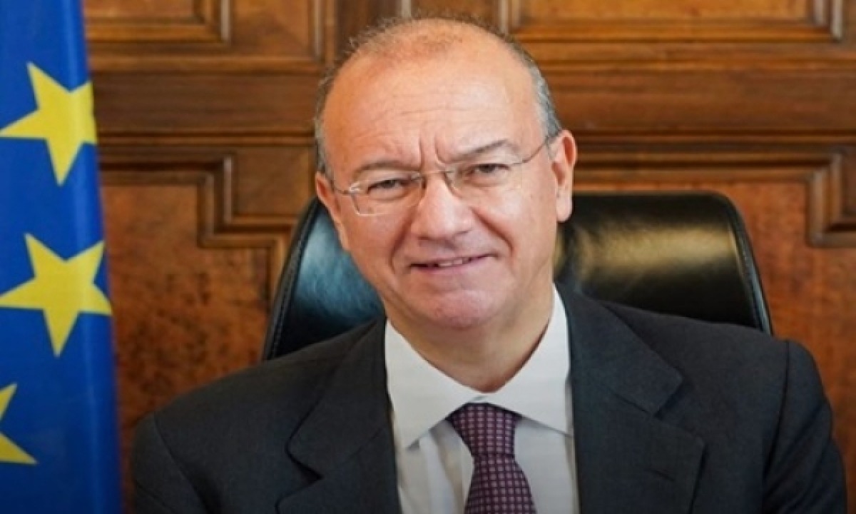 Scuola, Valditara: 2,6 miliardi e primato 4+2 in Campania - 