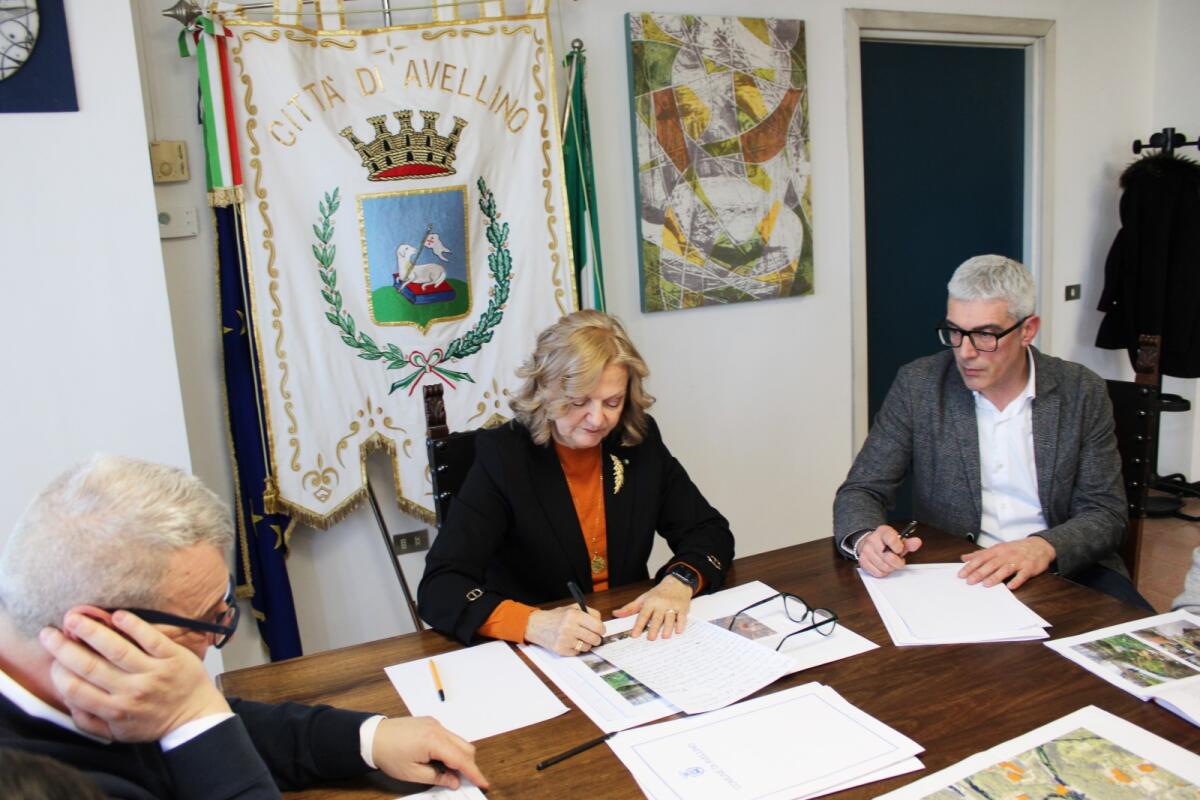 Frana Strada Statale n. 88 “dei Due Principati”, riunione al Comune di Avellino - 