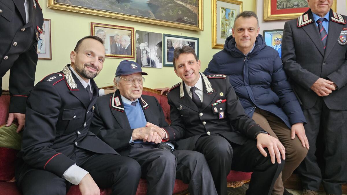 102 Candeline per il Carabiniere in congedo Pietro Sordillo: gli auguri del Comandante Generale dell’Arma - 