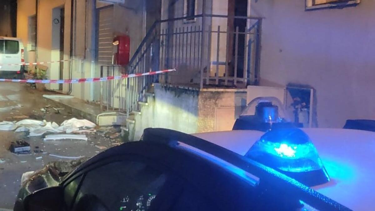 Furto con esplosione allo sportello Postamat  di Montaguto - 