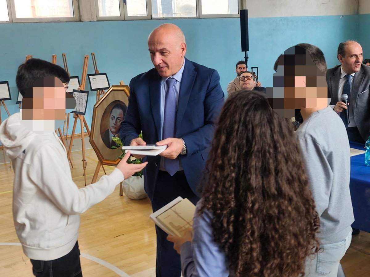 Montella. Gli studenti e la Questura di Avellino commemorano Giovanni Palatucci