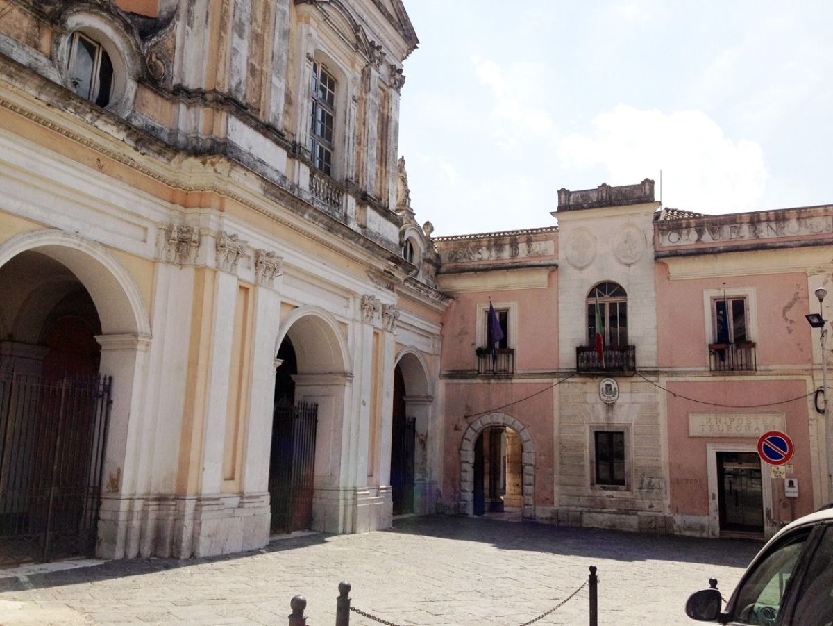 Disagi stradali: il Comune di Montesarchio avvisa le imprese - 