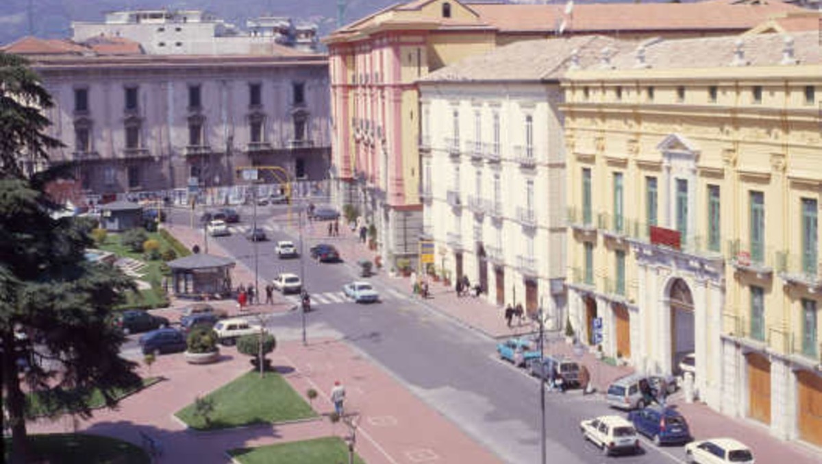 Avellino, strade scolastiche: stop alle auto dal 6 marzo - 