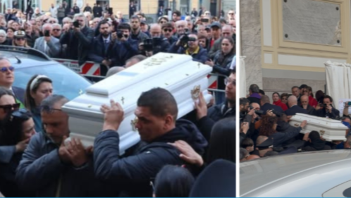 Addio al piccolo Domenico: Nola in lutto,la salma è in Duomo - 