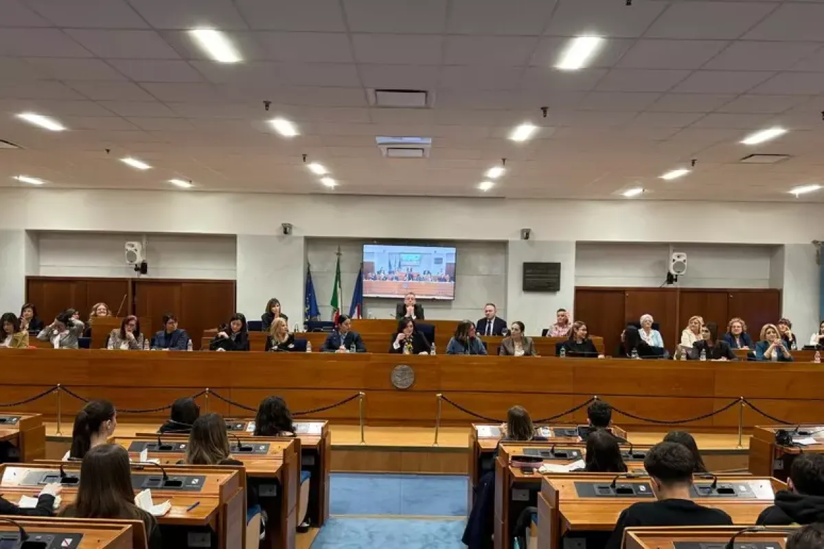 Campania: 80 anni di voto alle donne, tra memoria e sfide - 