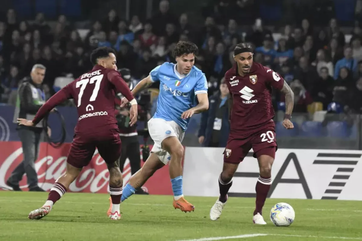 Napoli, stop per Vergara: lesione plantare e niente Italia - 