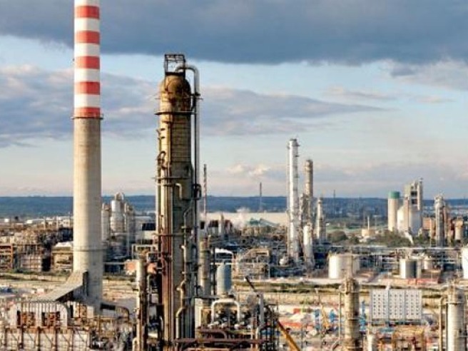 Effetto Iran: energia alle stelle, ma le commodity tengono - 