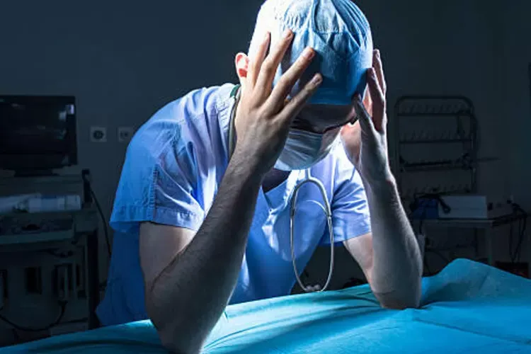 Sanità Campana: Domenico e Ginevra, quando il "Diritto alla Cura" Diventa un Incubo - 