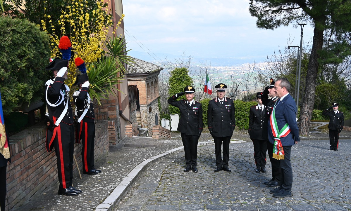 Sant’Angelo a Cupolo onora il Maresciallo Francesco Pepicelli - 