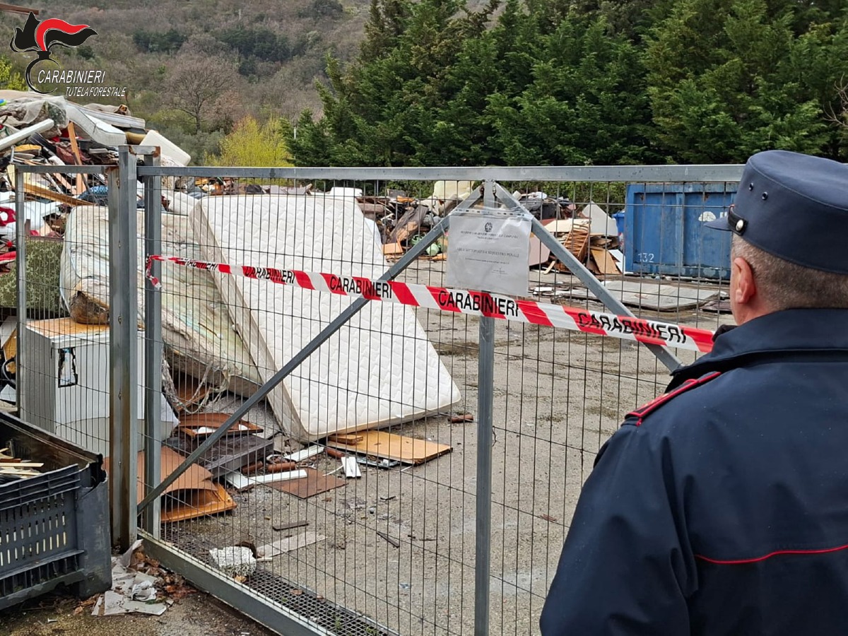 Lioni: Gestione illecita di rifiuti, sequestrato opificio da 100mila euro - 