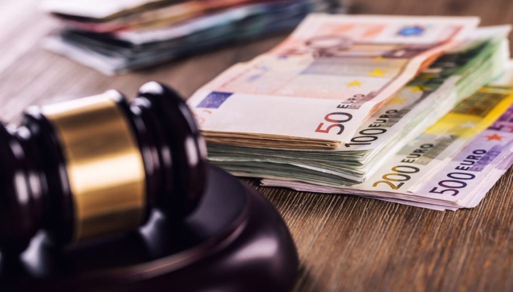 Fisco e Giustizia: Il Grande Bluff delle Leggi che Insegnano a Evadere - 