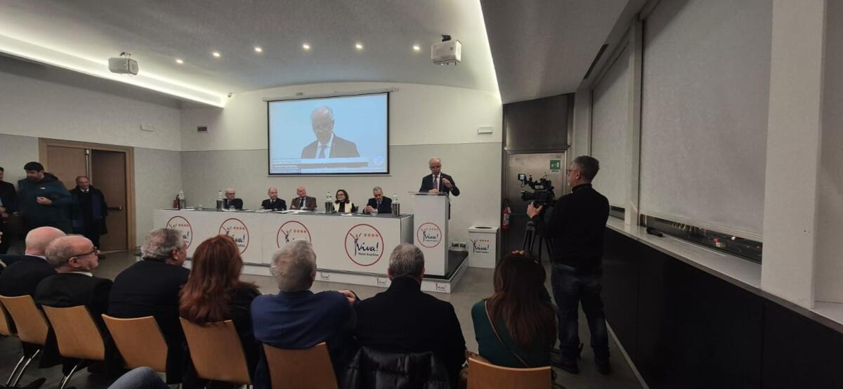 Il ritorno della "Balena Bianca" (di pensiero): Carfagna e l'appello di Rotondi ad Avellino - 